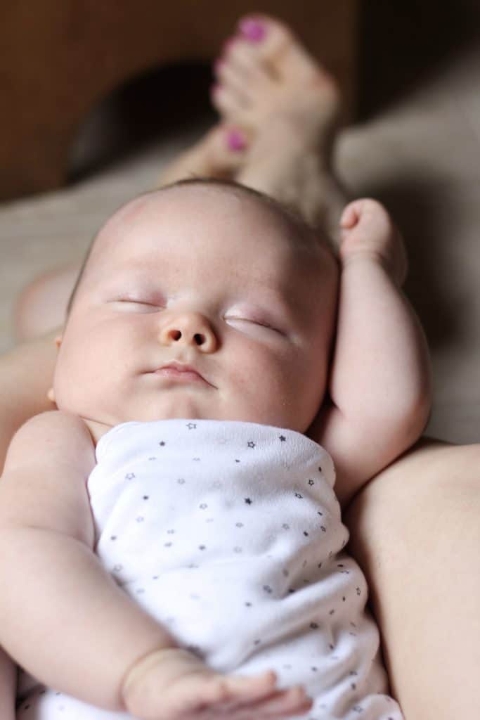 Newborn photo session tips