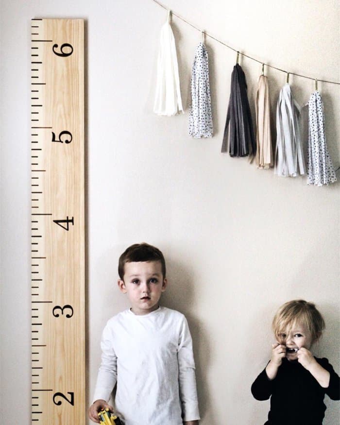 Wooden growth ruler burnt wood #blueandhazel #growthruler #kidsroom #giftguide