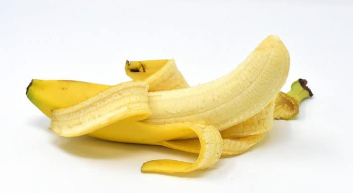 Brat diet for kids; This yellow banana is one of the brat diet foods to help an upshed stomach after diarrhea or vomiting